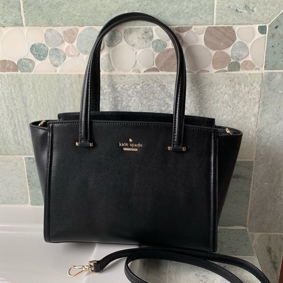 kate spade Handbags - Authentic Kate Spade Small Geraldine Satchel